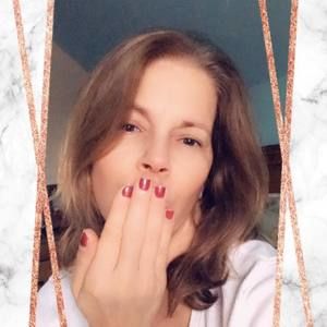 Meet your Posher, Daniela